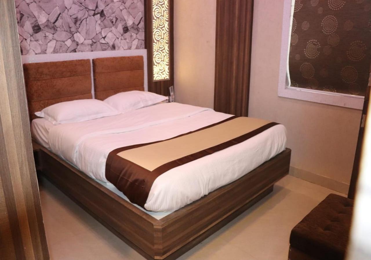 Hotel Angina Calcutta Exterior foto