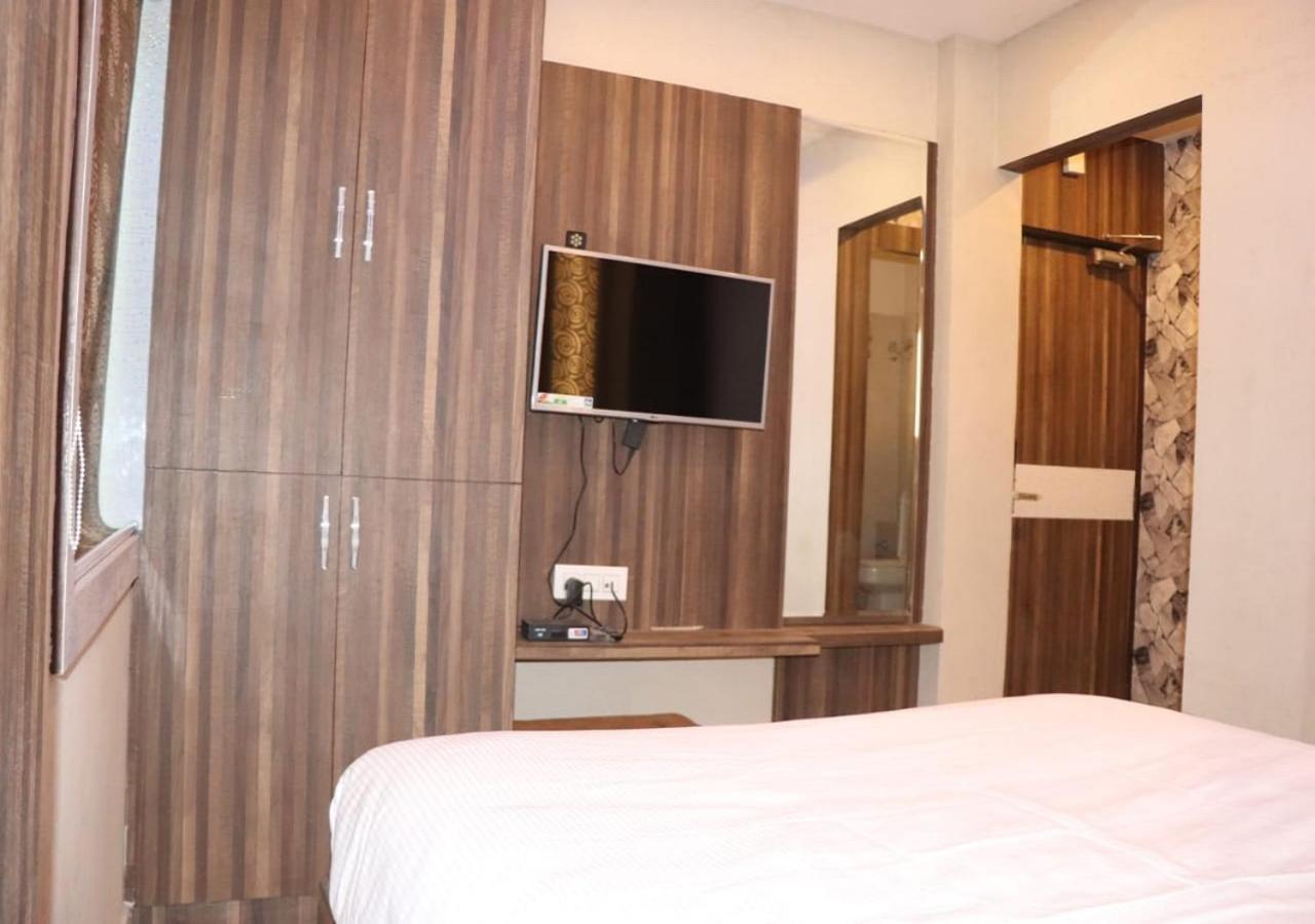 Hotel Angina Calcutta Exterior foto